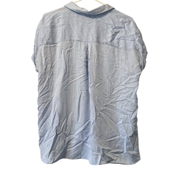 Rose + Olive Blouse Shirt Size Large Blue Button Down Lightweight Rayon Casual - Picture 2 of 10